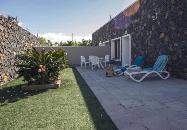 Apartamento en La Matanza de Acentejo - Tenerife, Vista montaña, privacidad Apartamento en La Matanza de Acentejo - Tenerife, Vista montaña, privacidad